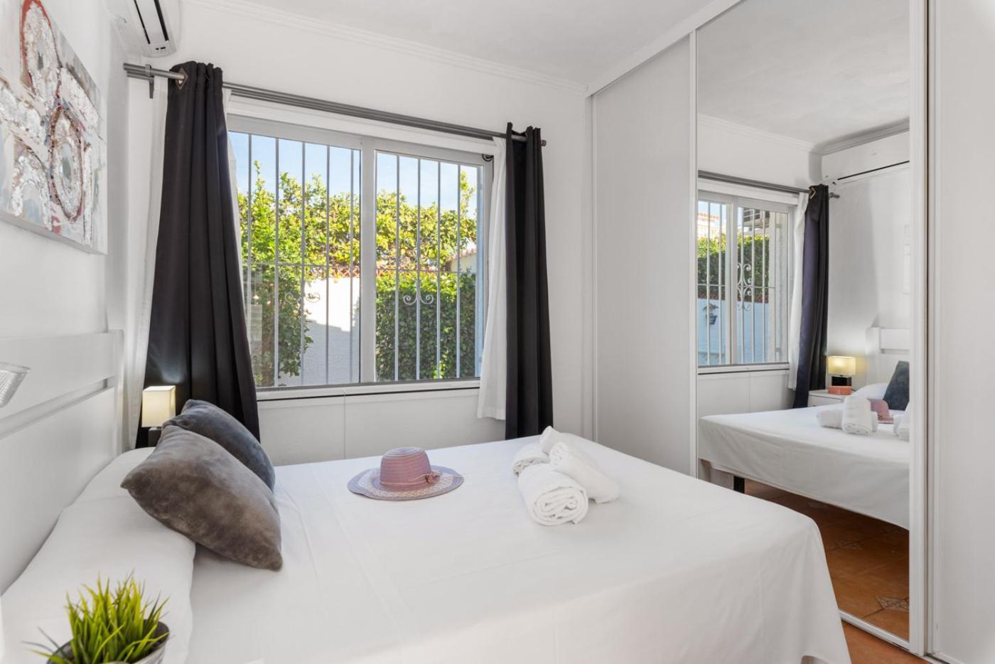 Villa Anais - Plusholidays Calpe Bagian luar foto